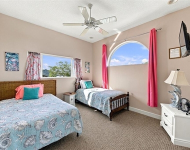 314 10th Avenue - Photo Thumbnail 37