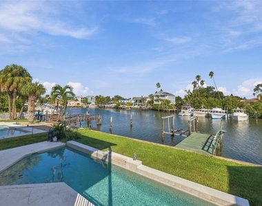 314 10th Avenue - Photo Thumbnail 27