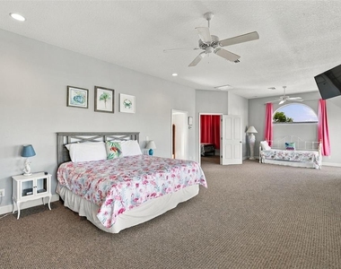 314 10th Avenue - Photo Thumbnail 34