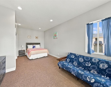 314 10th Avenue - Photo Thumbnail 23