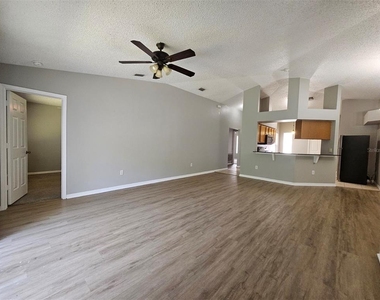30911 Midtown Court - Photo Thumbnail 4