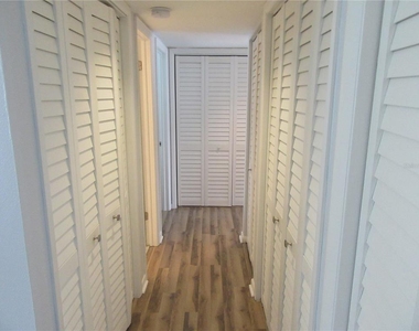 875 S Village Drive N - Photo Thumbnail 17