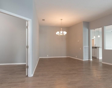3703 Turkey Oak Drive - Photo Thumbnail 4
