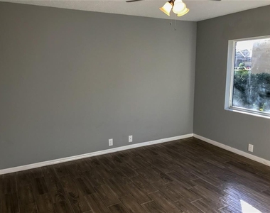 3703 Turkey Oak Drive - Photo Thumbnail 18