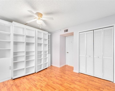 255 Dolphin Point - Photo Thumbnail 55