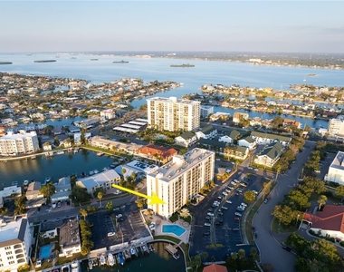 255 Dolphin Point - Photo Thumbnail 9