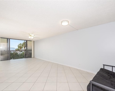 255 Dolphin Point - Photo Thumbnail 56
