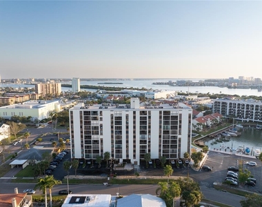 255 Dolphin Point - Photo Thumbnail 3
