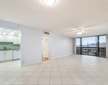 255 Dolphin Point - Photo Thumbnail 57