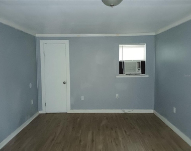 3635 State Road 60 E - Photo Thumbnail 9