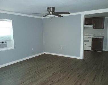 3635 State Road 60 E - Photo Thumbnail 3