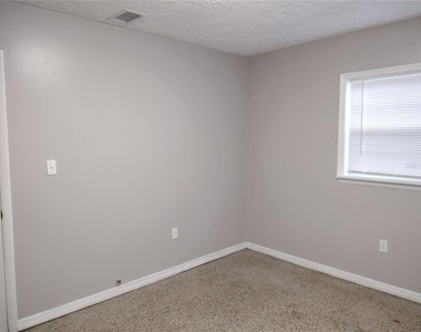431 Highland Drive - Photo Thumbnail 30