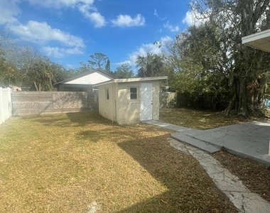 543 Tomoka Road - Photo Thumbnail 9