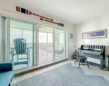400 64th Avenue - Photo Thumbnail 16