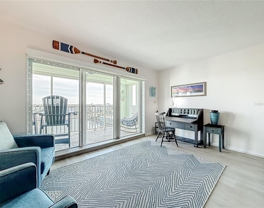 400 64th Avenue - Photo Thumbnail 15