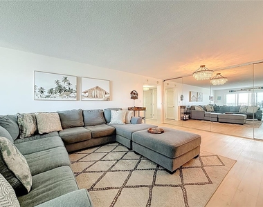 400 64th Avenue - Photo Thumbnail 14