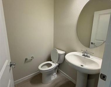 2135 Southbury Drive - Photo Thumbnail 13