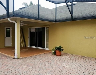 102 Talavera Lane - Photo Thumbnail 15