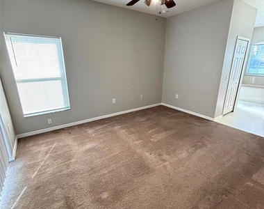 613 Crane Drive - Photo Thumbnail 2