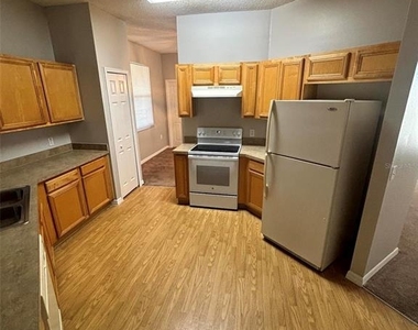613 Crane Drive - Photo Thumbnail 5