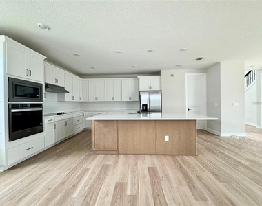 6350 Rover Way - Photo Thumbnail 8