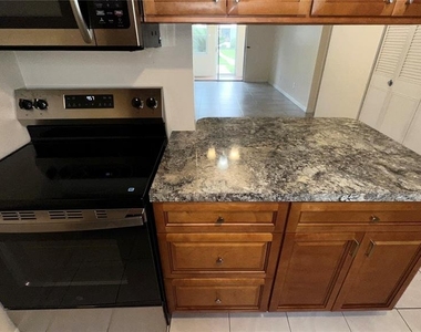 4724 Avon Court - Photo Thumbnail 11