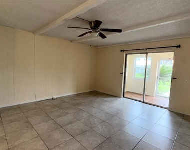 4724 Avon Court - Photo Thumbnail 6