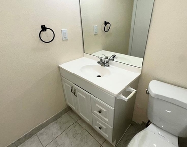 4724 Avon Court - Photo Thumbnail 18