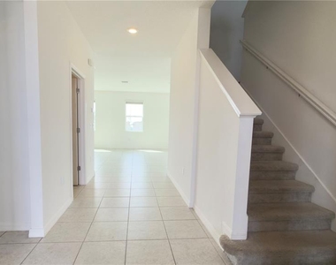 263 Bottle Brush Dr - Photo Thumbnail 3