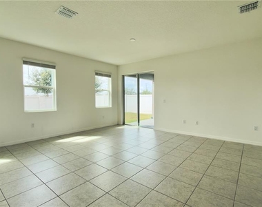 263 Bottle Brush Dr - Photo Thumbnail 5