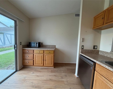 3128 Hempstead Avenue - Photo Thumbnail 7