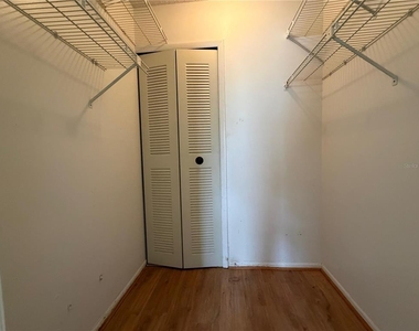 3128 Hempstead Avenue - Photo Thumbnail 10