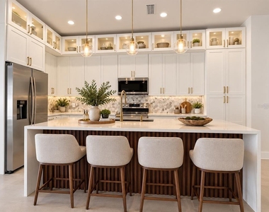 174 Ingram Boulevard - Photo Thumbnail 6