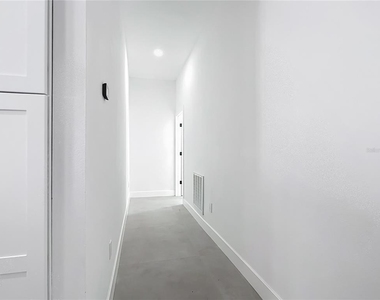174 Ingram Boulevard - Photo Thumbnail 52