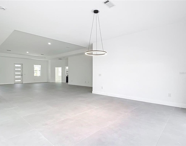 174 Ingram Boulevard - Photo Thumbnail 21
