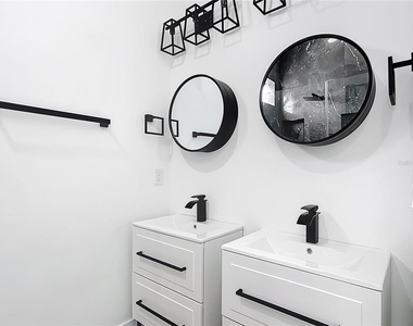 174 Ingram Boulevard - Photo Thumbnail 49