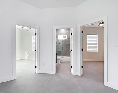 174 Ingram Boulevard - Photo Thumbnail 32