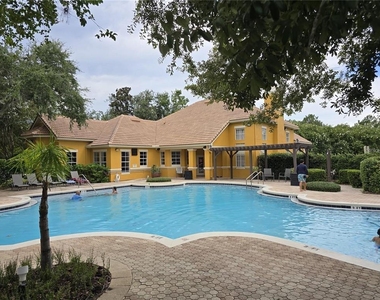 8818 Villa View Circle - Photo Thumbnail 18