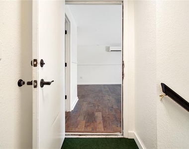 608 Dundee Road - Photo Thumbnail 7
