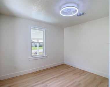 7706 E 25th Avenue - Photo Thumbnail 34