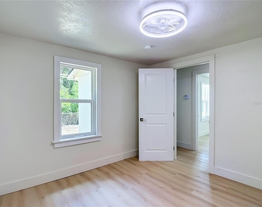 7706 E 25th Avenue - Photo Thumbnail 22