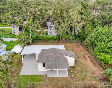 7706 E 25th Avenue - Photo Thumbnail 5