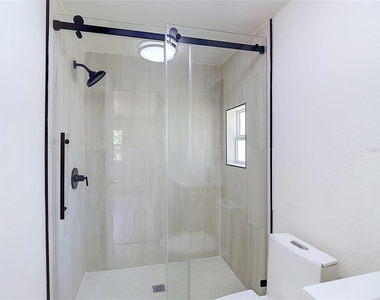 7706 E 25th Avenue - Photo Thumbnail 29