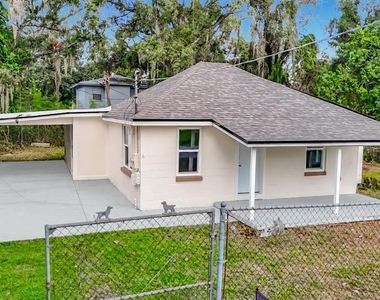 7706 E 25th Avenue - Photo Thumbnail 3