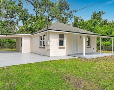 7706 E 25th Avenue - Photo Thumbnail 1