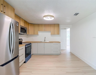 7706 E 25th Avenue - Photo Thumbnail 15