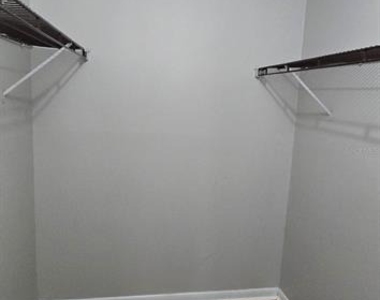 3321 Sw 34th Avenue Circle - Photo Thumbnail 5