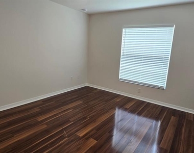 6475 Sw 51st Terrace - Photo Thumbnail 12
