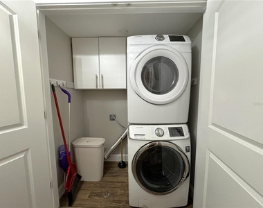 363 Nw 14th Place - Photo Thumbnail 13