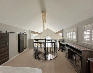363 Nw 14th Place - Photo Thumbnail 18